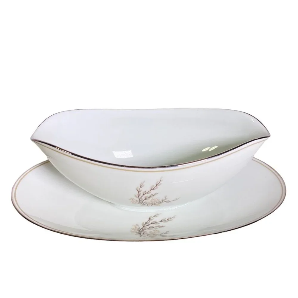 Noritake Porcelain Gravy Boat with Attached Underplate Candice‎ Pattern Japan